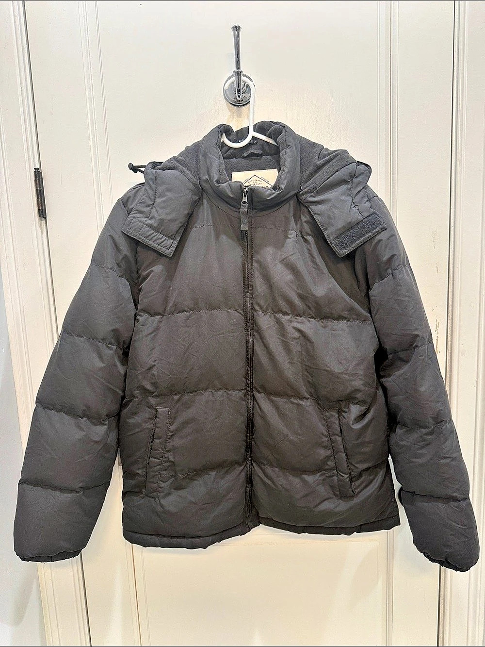 St. John's Bay Men's Black Puffer Jacket Size Large